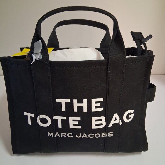 Marc Jacobs Handbags - Marc Jacobs The Medium Tote Bag – Black – New